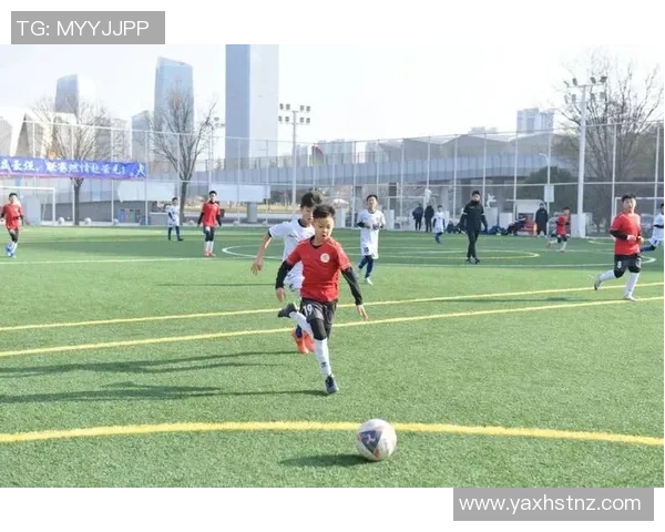 宝鸡足球联赛盛况空前各队争夺冠军激烈角逐展现足球魅力